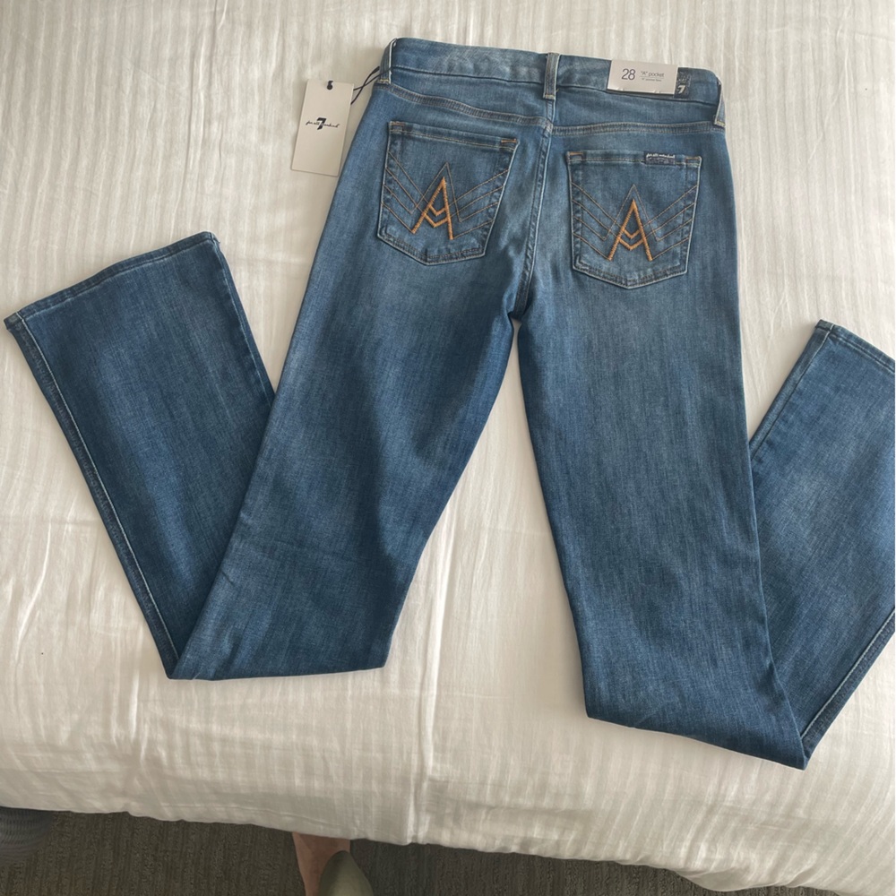 NEW WITH TAG 7 Seven for all Mankind “A” poket flare